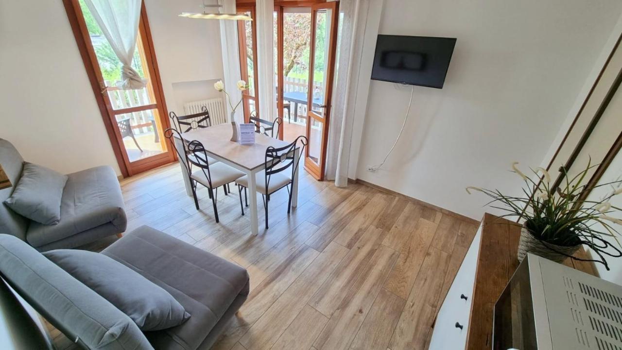 Casa Christina Rentals-24 Apartment Peschiera del Garda