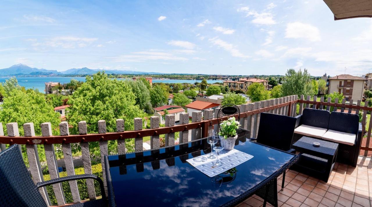 Casa Christina Rentals-24 Apartment Peschiera del Garda
